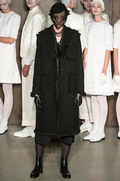 Look 39
